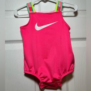 Nike bright pink baby girls swimsuit 9m. (B19)